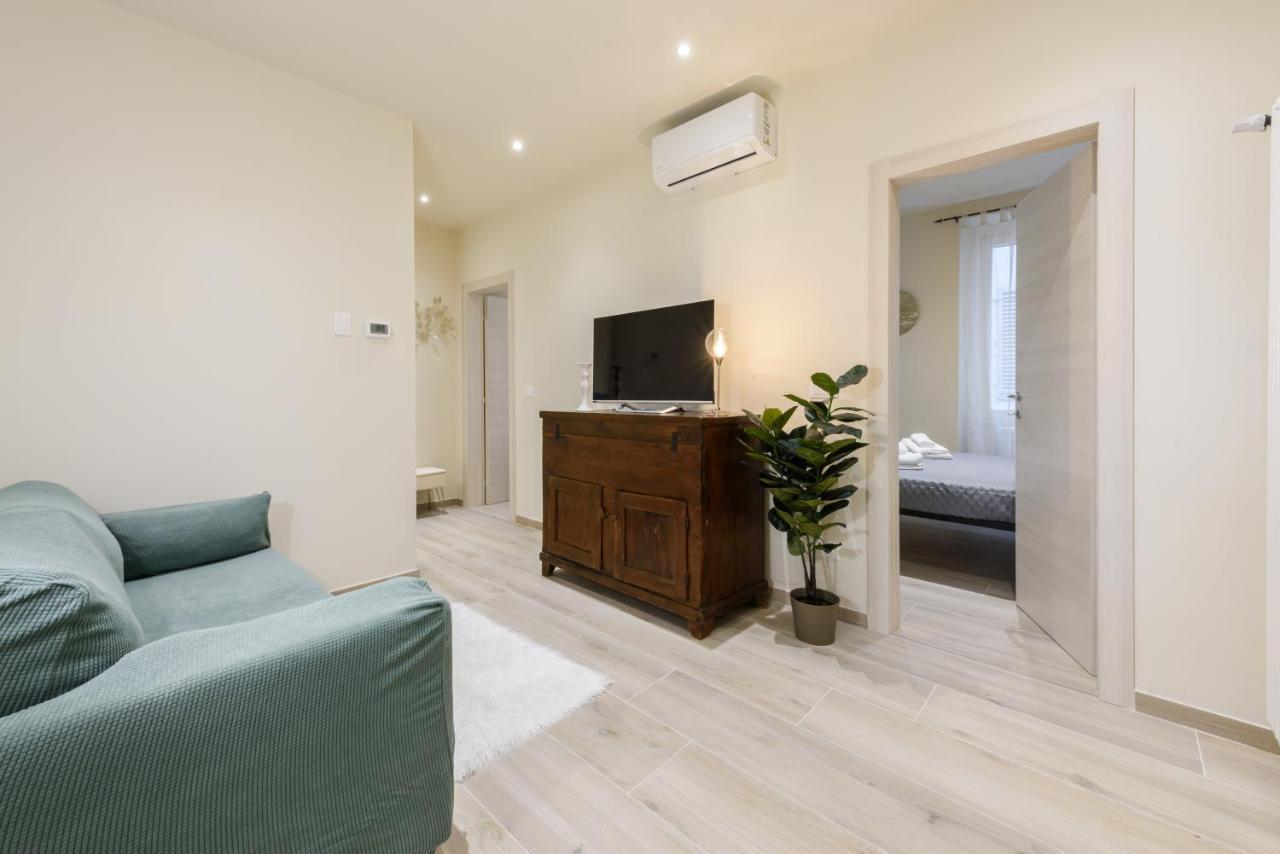 Tripoli By Mmega Apartment